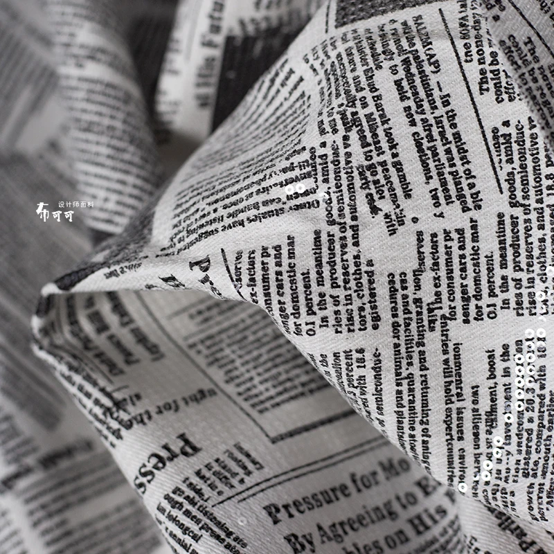 English Graffiti Newspaper Den - Sewing Tweed Fabric 评论和价格