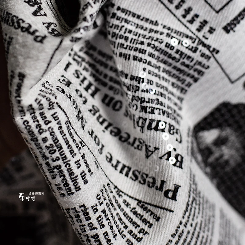 English Graffiti Newspaper Den - Sewing Tweed Fabric 评论和价格